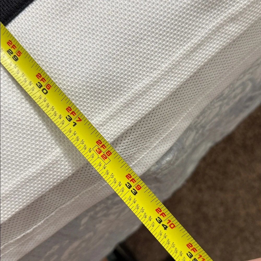 Reebok Chicago Blackhawks Jersey - Picture 6 of 8